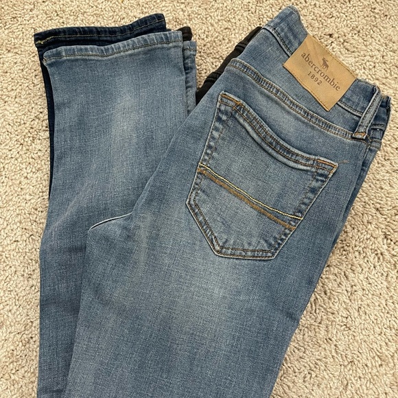 3 Abercrombie boys denim jeans - Picture 9 of 10